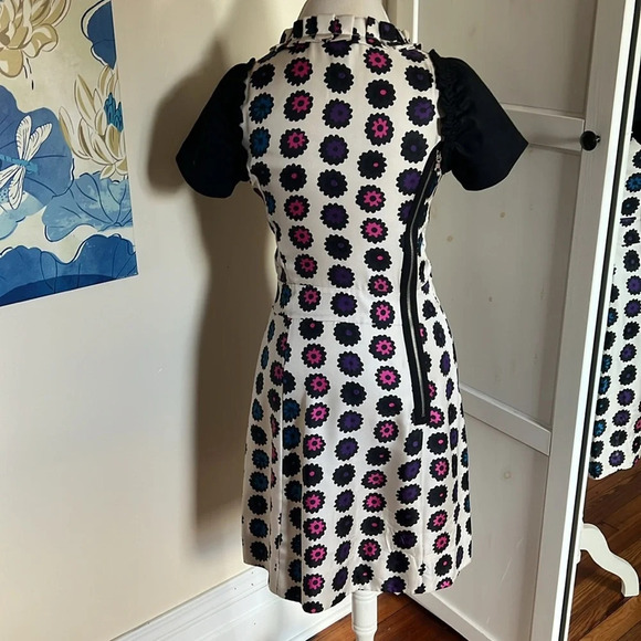 Marc by Marc Jacobs Cream Silk Dress with Florla Pattern and Ruffle Detail - 4 - Picture 8 of 12